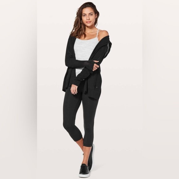 Lululemon Still Movement Black Wrap Small - Picture 1 of 12